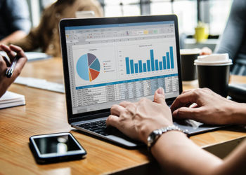 Avstrijski poslanci zgroženi nad ravnanjem Slovenije