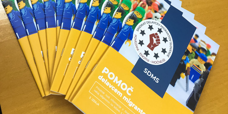 Nov priročnik vas že čaka v pisarnah