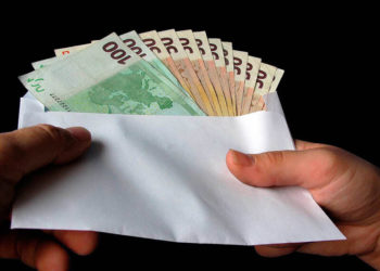 Vložena kazenska ovadba zaradi dajanja in sprejemanja podkupnine