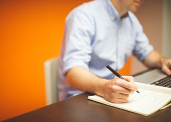 Predlogi Sindikata delavcev migrantov za Vlado R. Slovenije