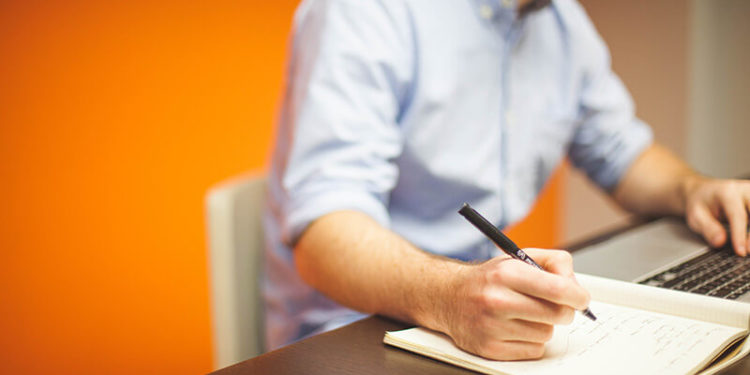 Predlogi Sindikata delavcev migrantov za Vlado R. Slovenije