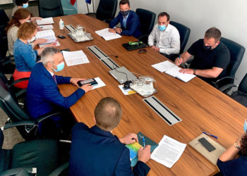 Minister za delo Janez Cigler Kralj, jasno na strani slovenskih čezmejnih delavcev